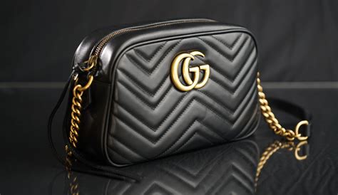 borse gucci false online|Gucci leather bag authentication.